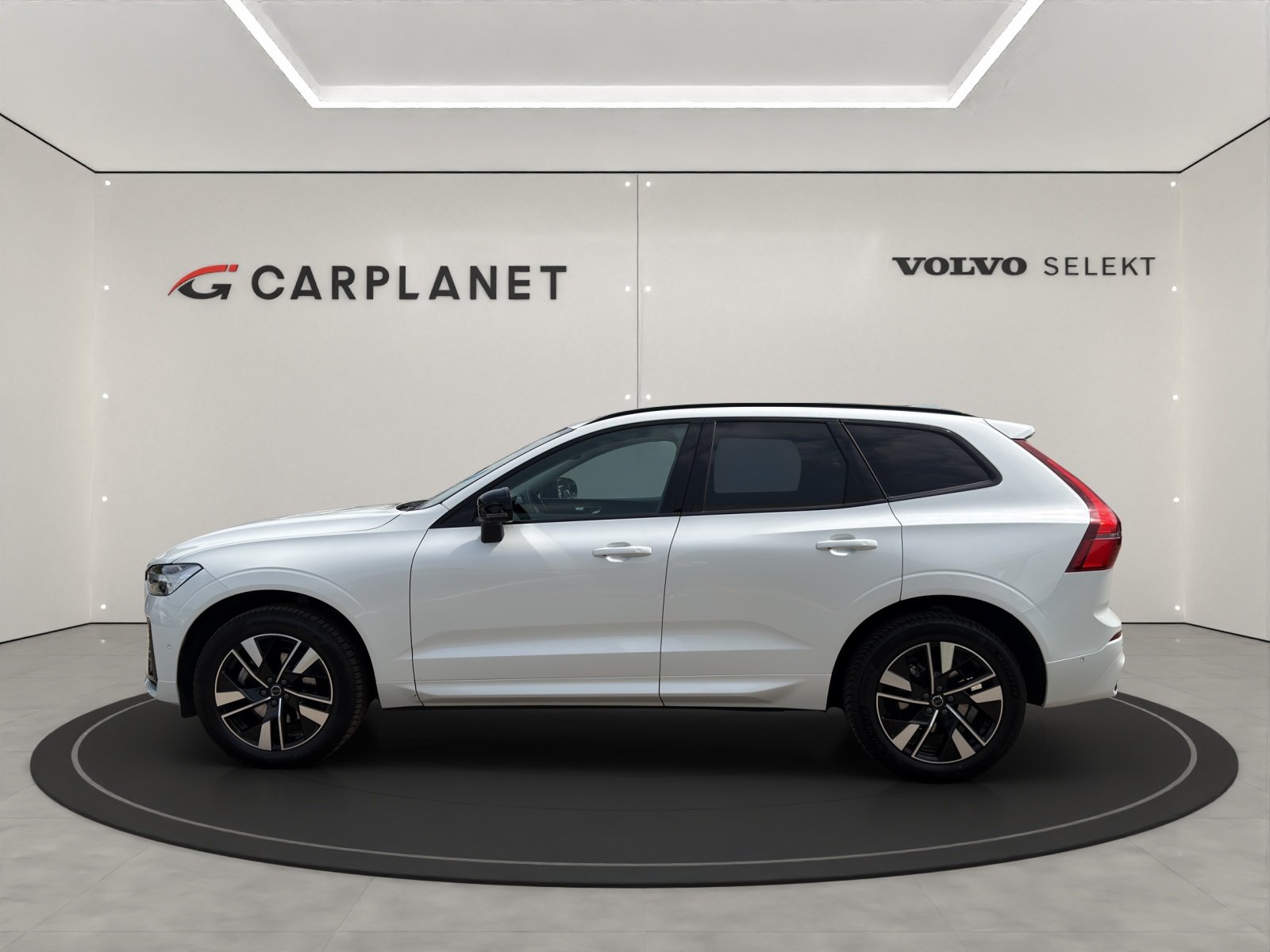 VOLVO XC60 2.0 B5 MH Plus Dark AWD, Hybride Leggero Benzina/Elettrica, Occasioni / Usate, Automatico - 2