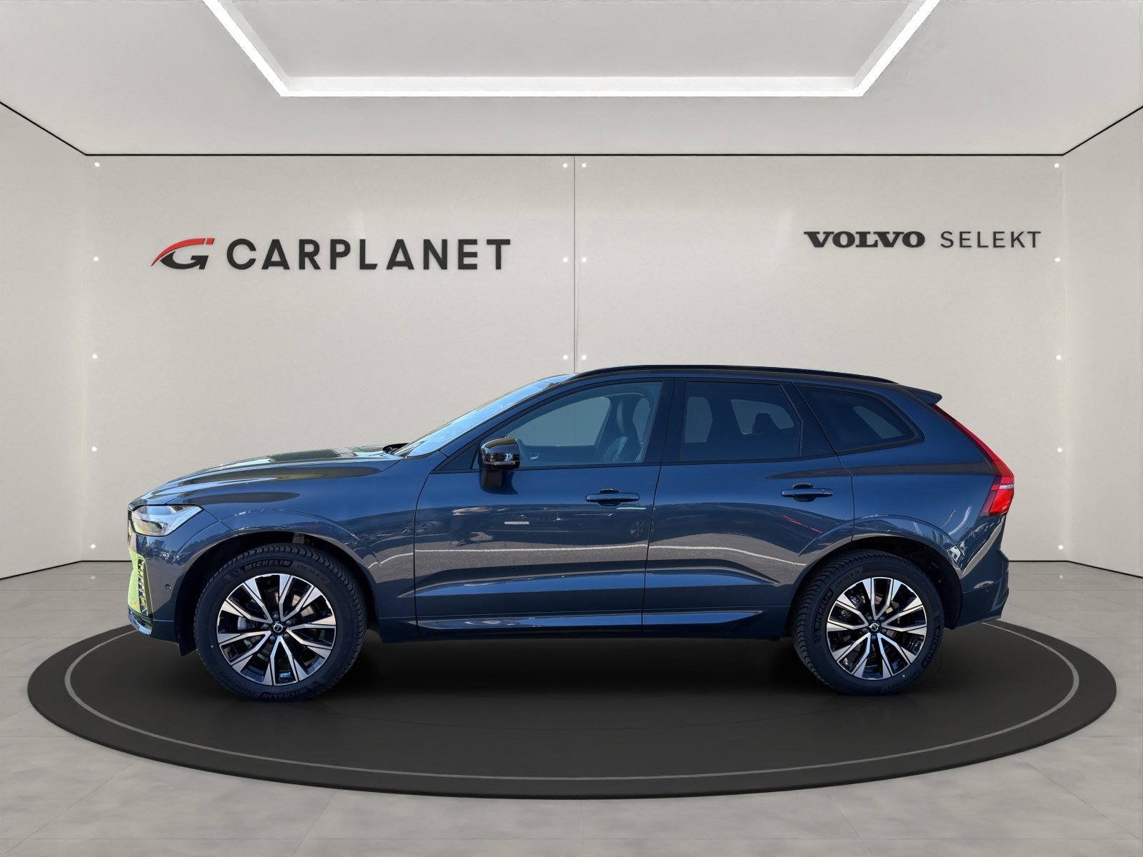VOLVO XC60 2.0 B5 MH Plus Dark AWD, Hybride Leggero Benzina/Elettrica, Occasioni / Usate, Automatico - 2