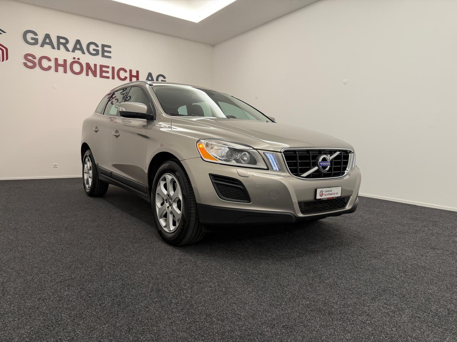 VOLVO XC60 D3 AWD Summum Geartronic, Diesel, Occasion / Gebraucht, Automatik - 3