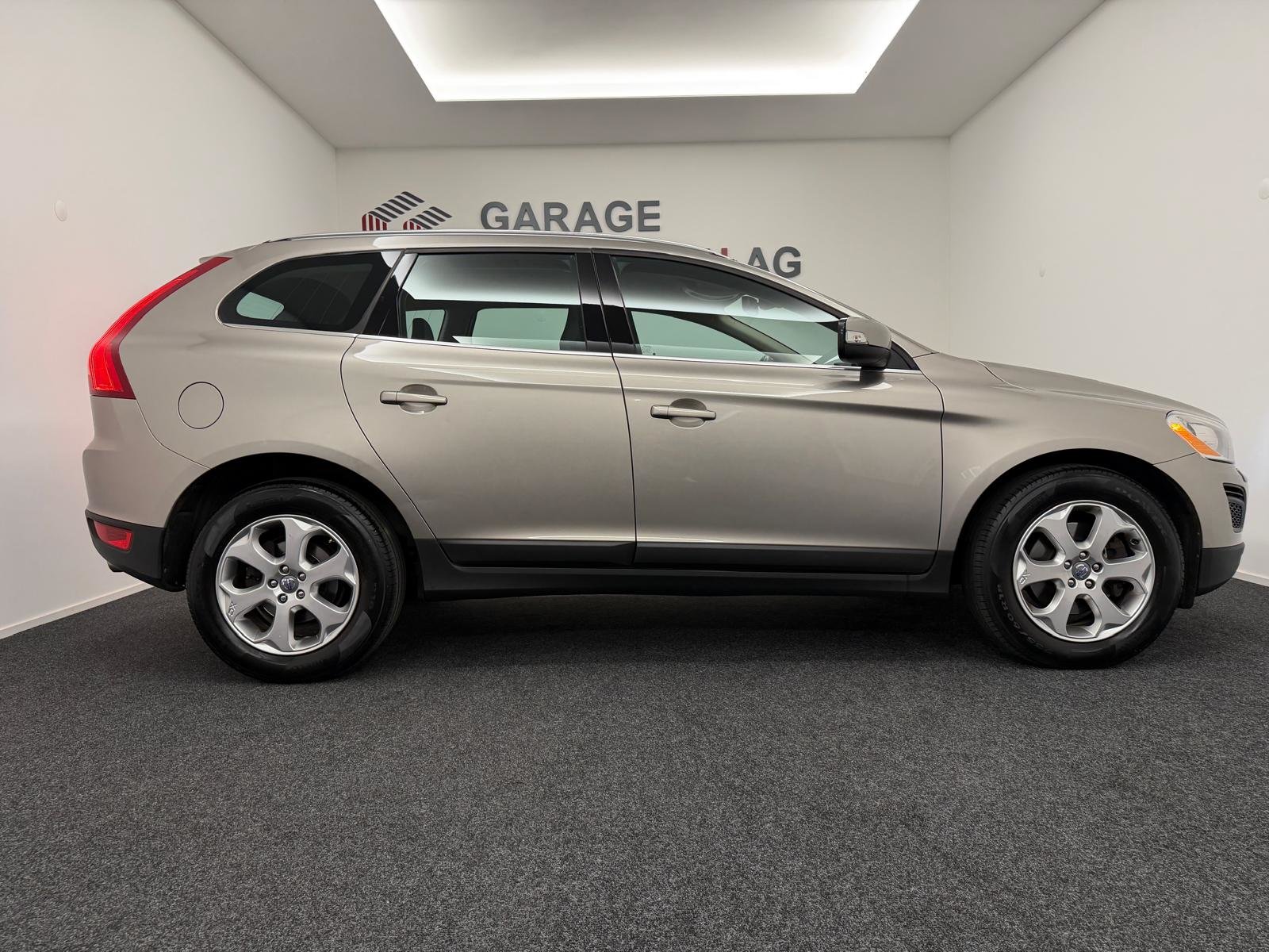 VOLVO XC60 D3 AWD Summum Geartronic, Diesel, Occasion / Gebraucht, Automatik - 4