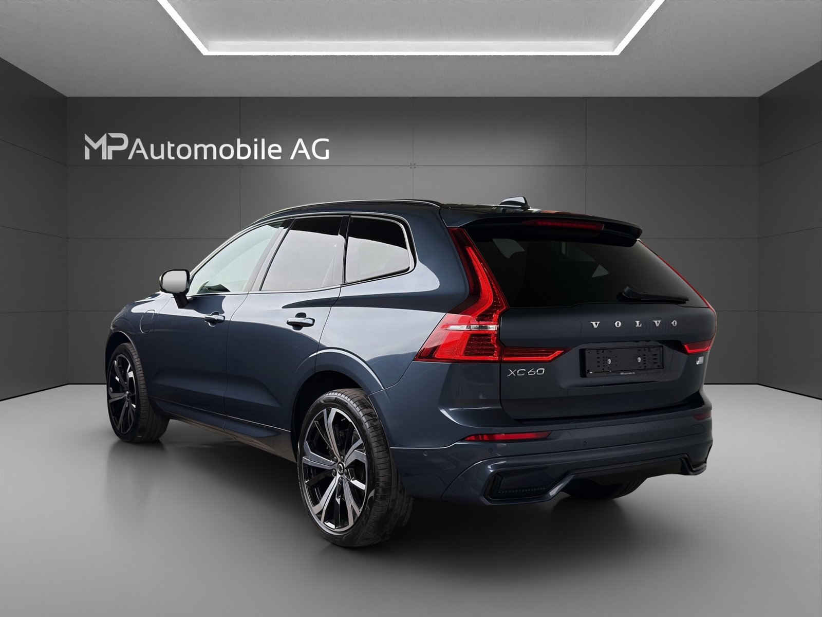 VOLVO XC60 T8 eAWD PluginHybrid Ultimate Dark Geartronic, Plug-in-Hybrid Petrol/Electric, Second hand / Used, Automatic - 6
