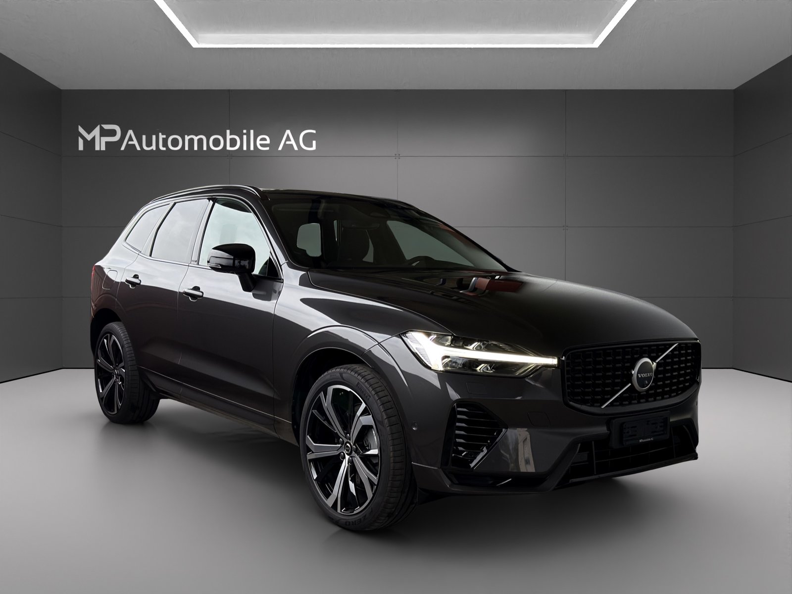 VOLVO XC60 T8 eAWD PluginHybrid Ultimate Dark Geartronic, Plug-in-Hybrid Petrol/Electric, Second hand / Used, Automatic - 2