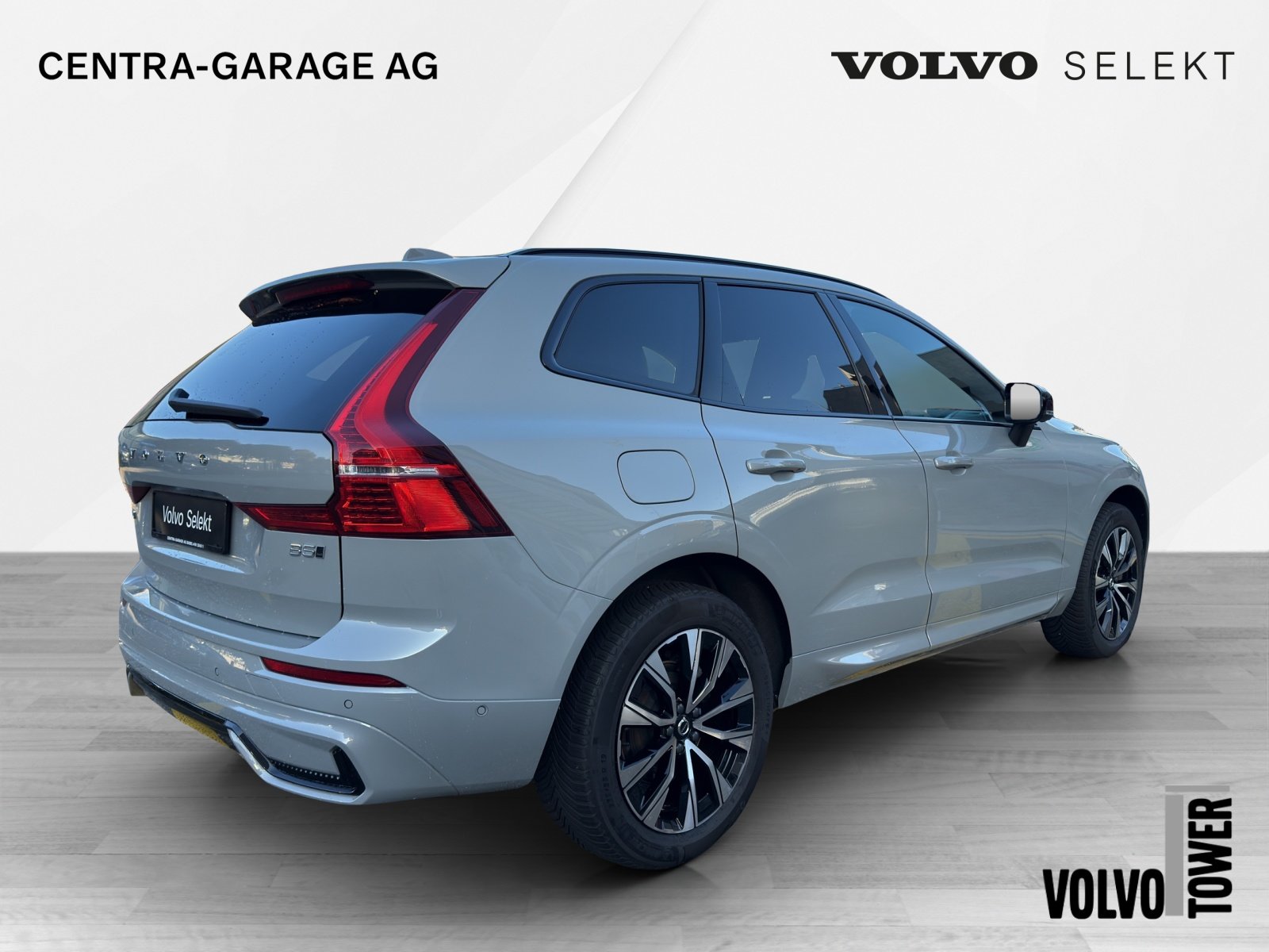 VOLVO XC60 B5 Benzin Mild Hybrid AWD Plus Dark Geartronic, Hybride Leggero Benzina/Elettrica, Occasioni / Usate, Automatico - 7