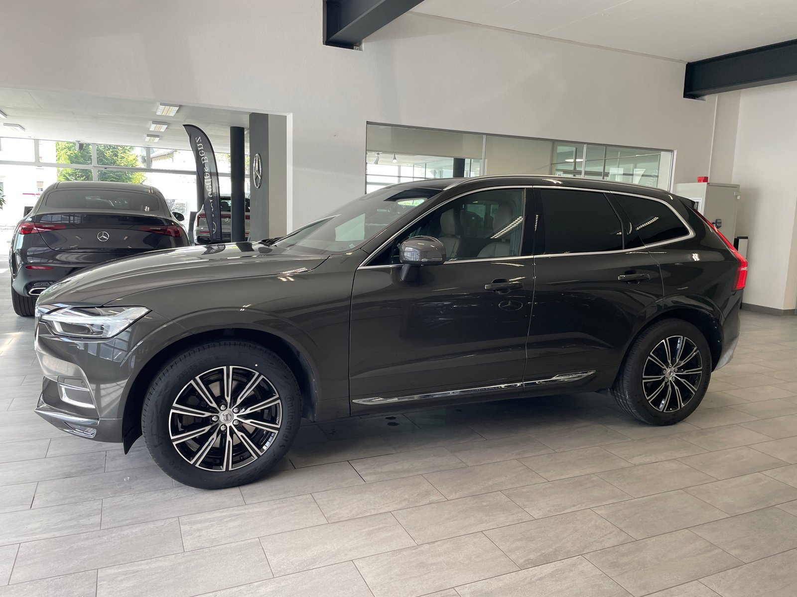 VOLVO XC60 T5 AWD Inscription Geartronic, Petrol, Second hand / Used, Automatic - 4