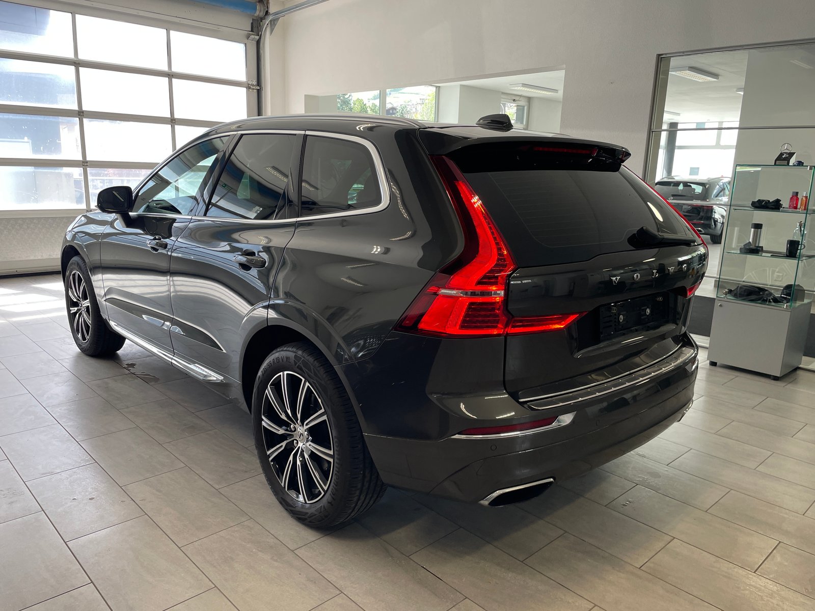 VOLVO XC60 T5 AWD Inscription Geartronic, Petrol, Second hand / Used, Automatic - 5