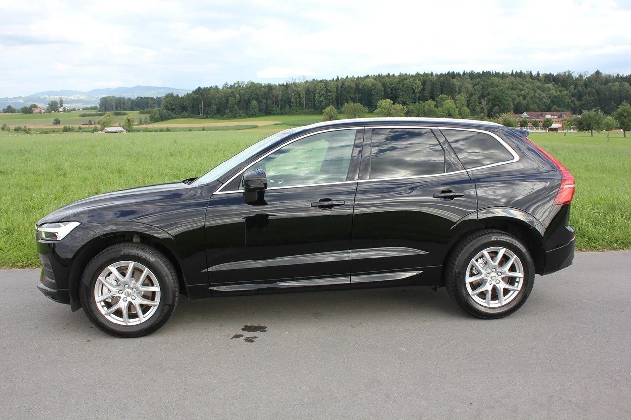 VOLVO XC60 D4 Momentum Geartronic, Diesel, Second hand / Used, Automatic - 5