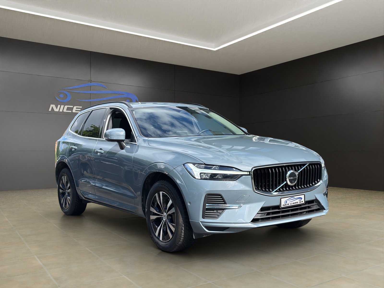 VOLVO XC60 B4 Diesel Mild Hybrid AWD Momentum Geartronic, Hybride Léger Diesel/Électricité, Occasion / Utilisé, Automatique - 2