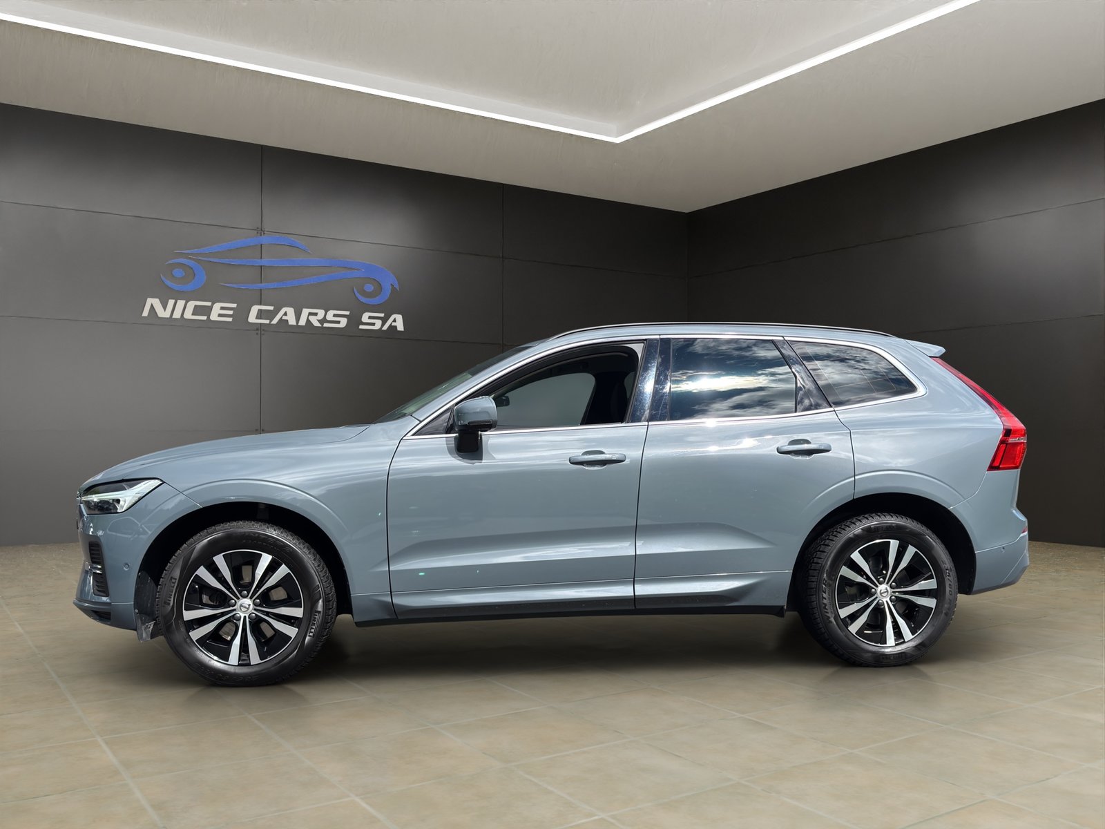 VOLVO XC60 B4 Diesel Mild Hybrid AWD Momentum Geartronic, Hybride Léger Diesel/Électricité, Occasion / Utilisé, Automatique - 5