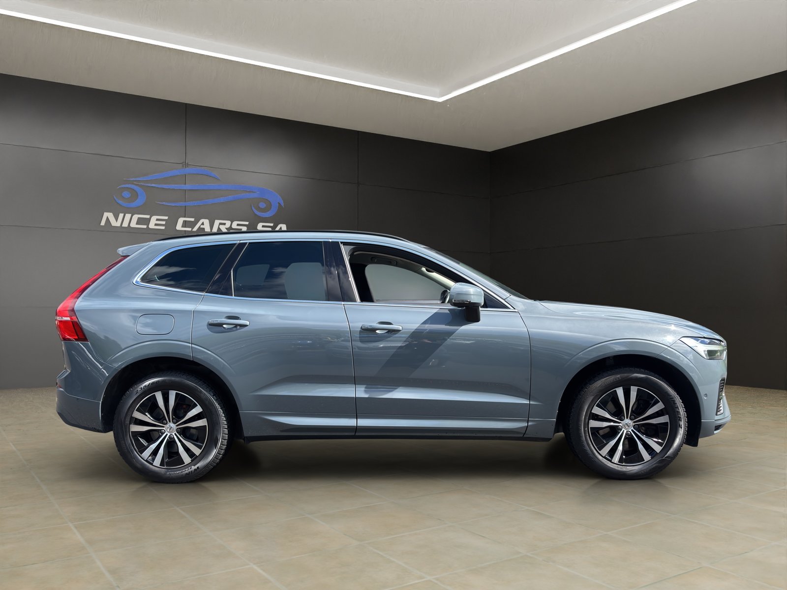 VOLVO XC60 B4 Diesel Mild Hybrid AWD Momentum Geartronic, Hybride Léger Diesel/Électricité, Occasion / Utilisé, Automatique - 6