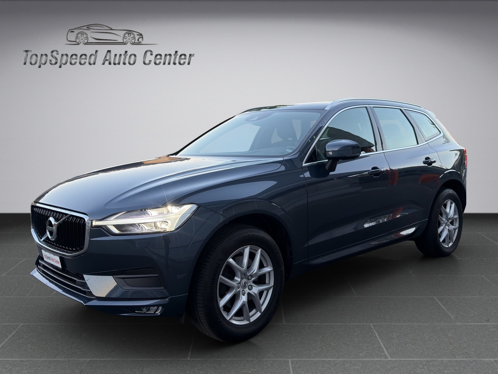VOLVO XC60 T5 Momentum Geartronic