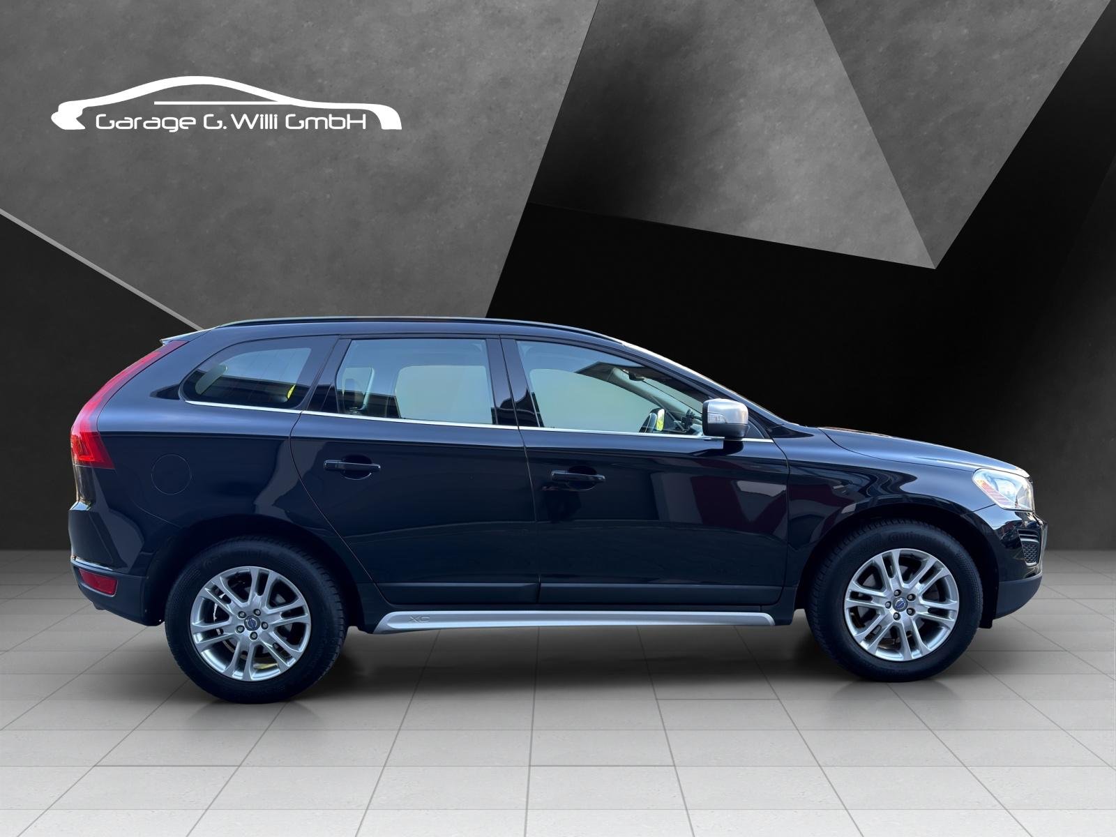 VOLVO XC60 D4 AWD Momentum Geartronic, Diesel, Second hand / Used, Automatic - 4