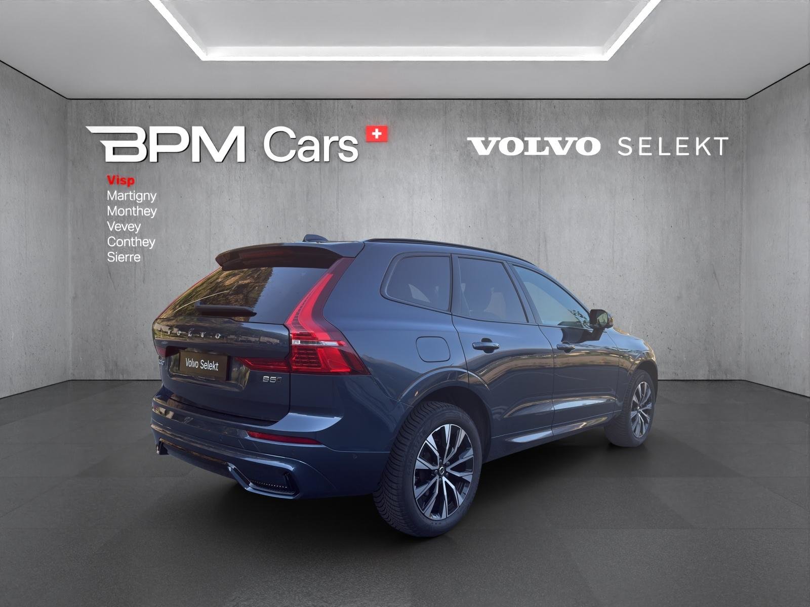 VOLVO XC60 B5 Benzin Mild Hybrid AWD Plus Dark Geartronic, Mild-Hybrid Benzin/Elektro, Occasion / Gebraucht, Automatik - 5
