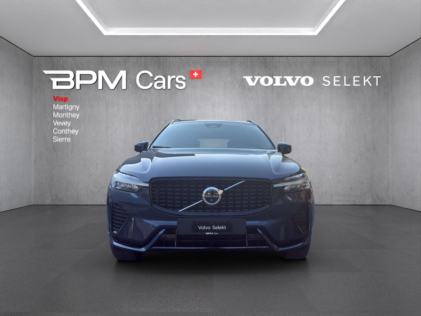 VOLVO XC60 B5 Benzin Mild Hybrid AWD Plus Dark Geartronic, Mild-Hybrid Benzin/Elektro, Occasion / Gebraucht, Automatik - 7