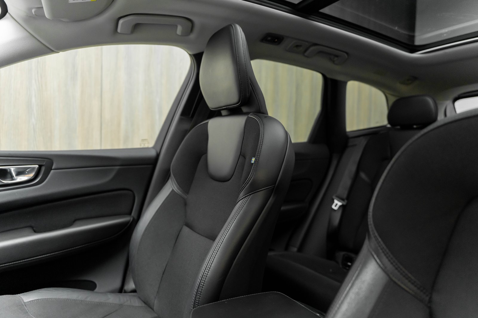 VOLVO XC60 T8 eAWD Momentum Geartronic, Plug-in-Hybrid Benzina/Elettrica, Occasioni / Usate, Automatico - 7