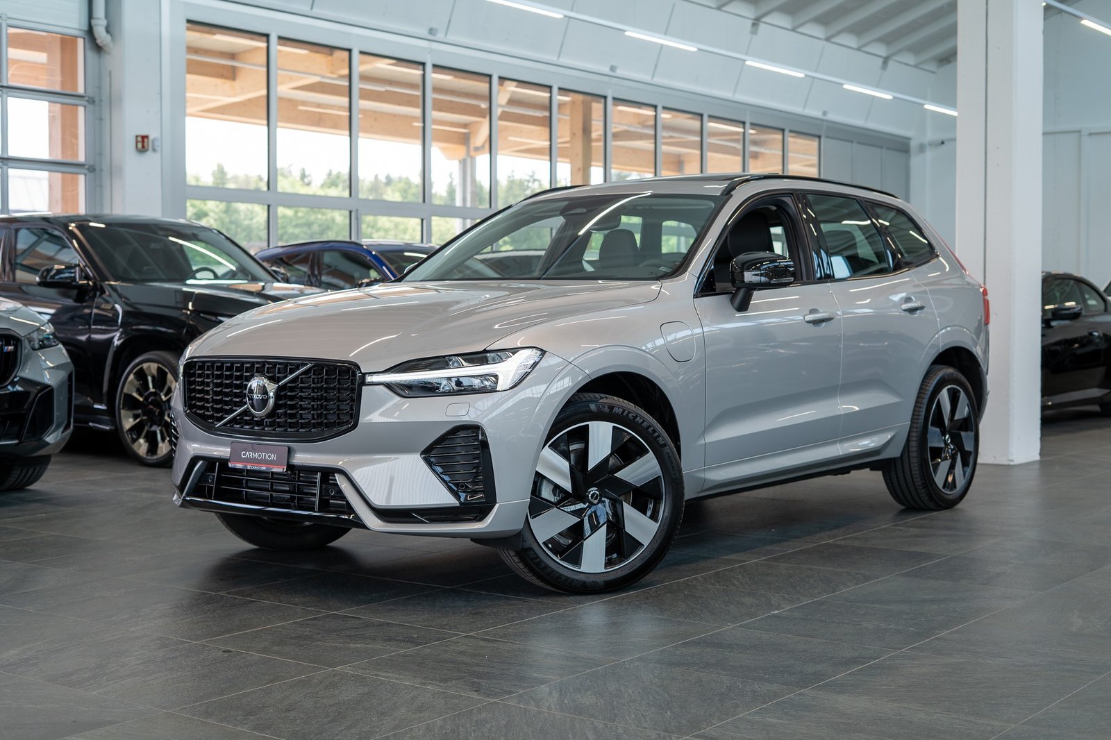 VOLVO XC60 2.0 T8 TE Ultra Dark eAWD / Panorama / HeadUp / H