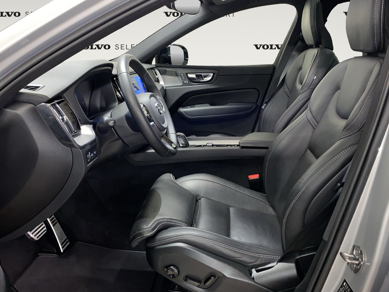 VOLVO XC60 2.0 T6 TE R-Design eAWD, Hybride Rechargeable Essence/Électricité, Occasion / Utilisé, Automatique - 6