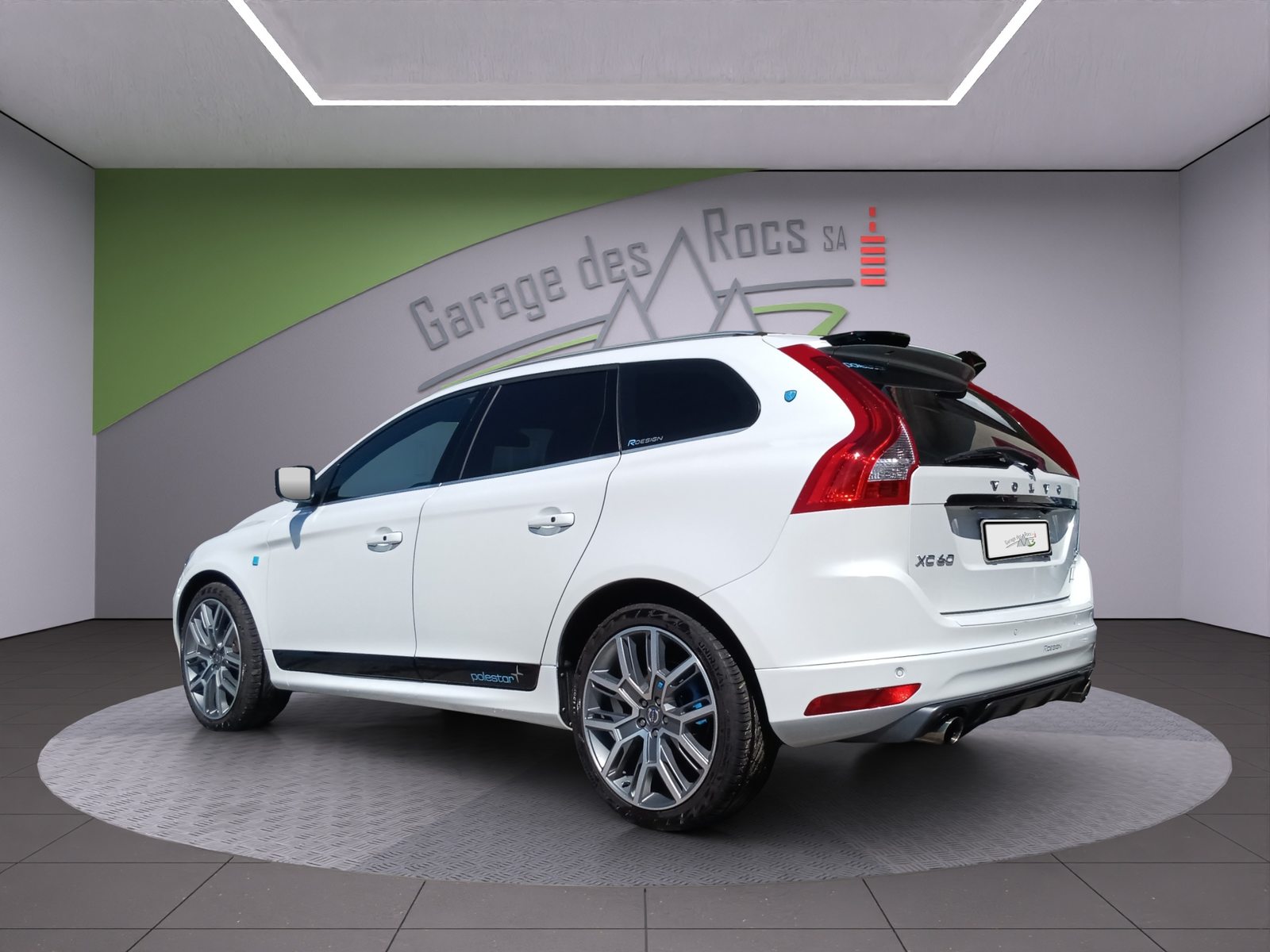 VOLVO XC60 3.0 T6 Summum R-Design AWD Polestar, Benzin, Occasion / Gebraucht, Automatik - 6