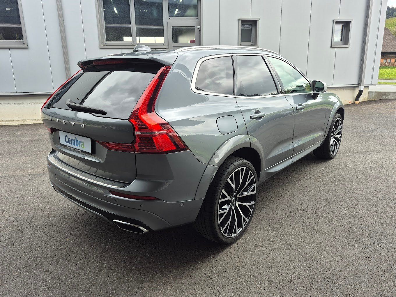 VOLVO XC60 T6 AWD R-Design Geartronic, Petrol, Second hand / Used, Automatic - 5