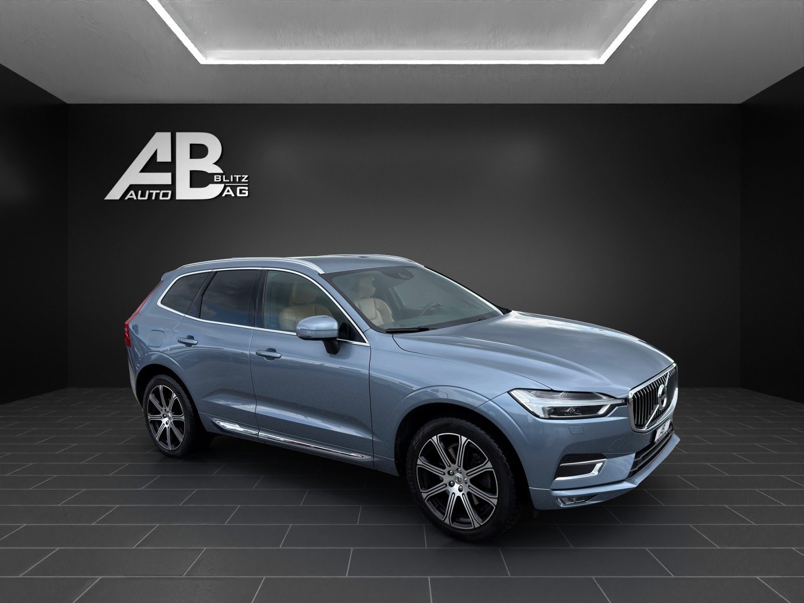 VOLVO XC60 T5 AWD Inscription Geartronic mit 250 PS, Benzina, Occasioni / Usate, Automatico - 6