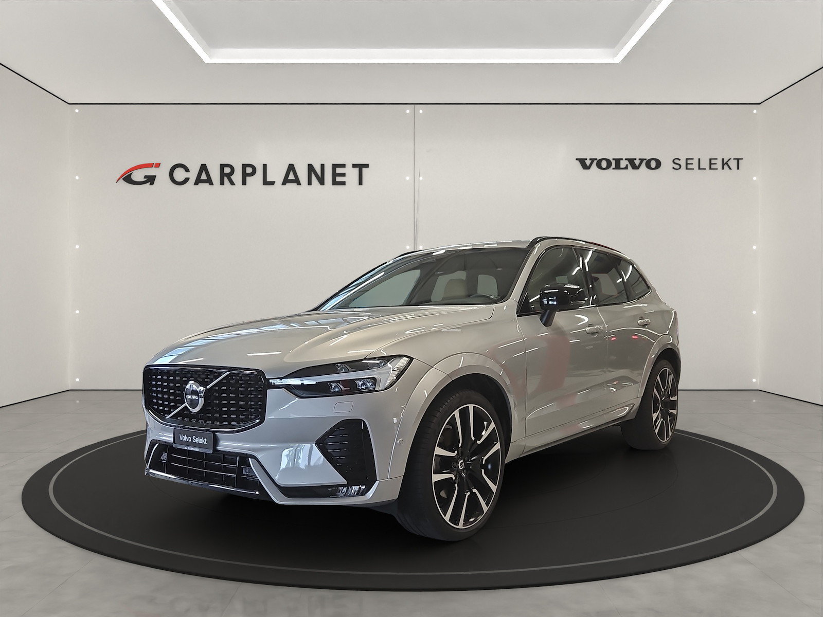 VOLVO XC60 2.0 B4 MH Ultimate Dark AWD
