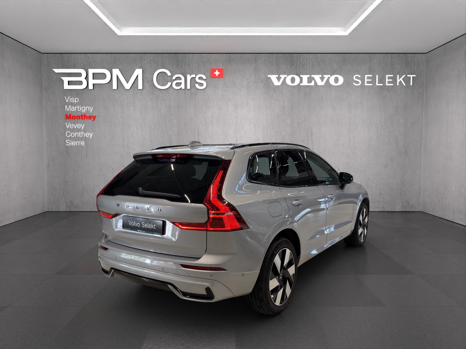 VOLVO XC60 T6 eAWD PluginHybrid Ultra Dark Geartronic, Plug-in-Hybrid Petrol/Electric, Second hand / Used, Automatic - 4