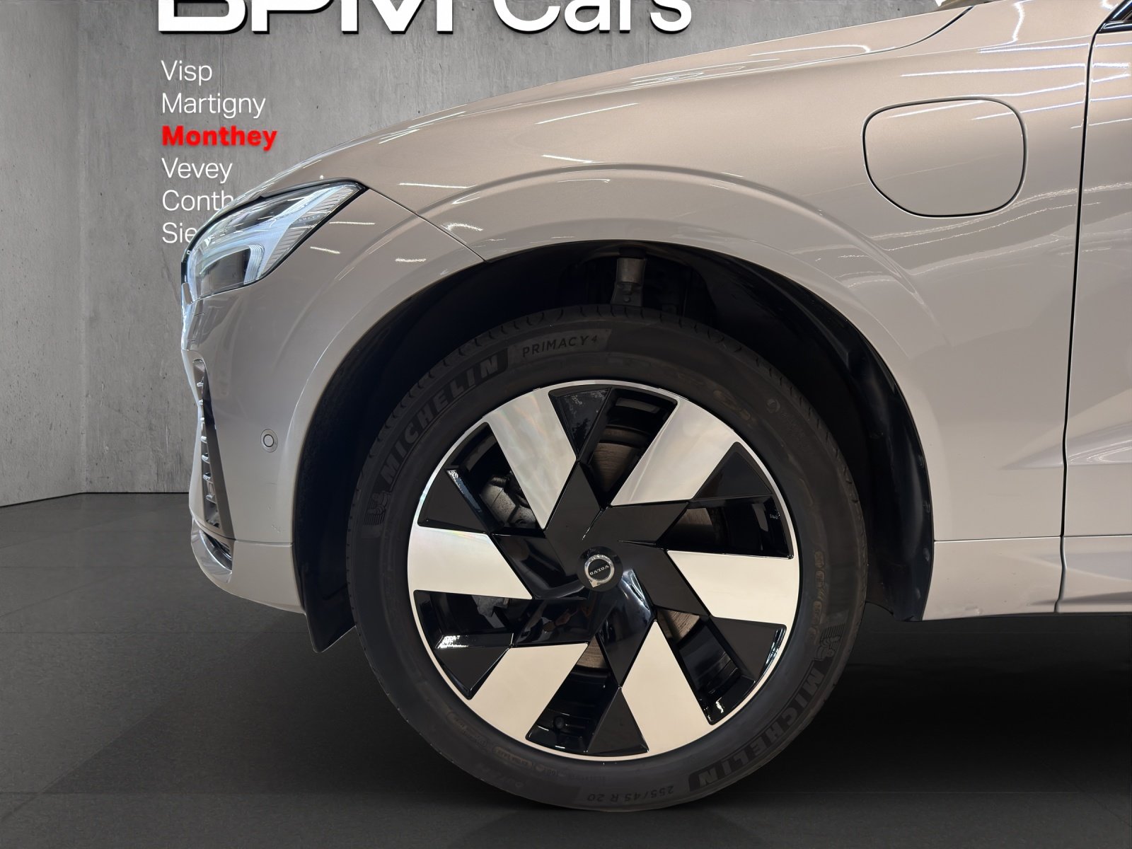 VOLVO XC60 T6 eAWD PluginHybrid Ultra Dark Geartronic, Hybride Rechargeable Essence/Électricité, Occasion / Utilisé, Automatique - 7