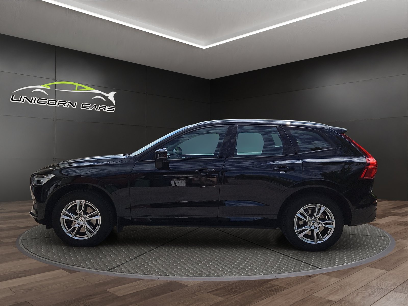 VOLVO XC60 D4 AWD Momentum Geartronic, Diesel, Second hand / Used, Automatic - 4