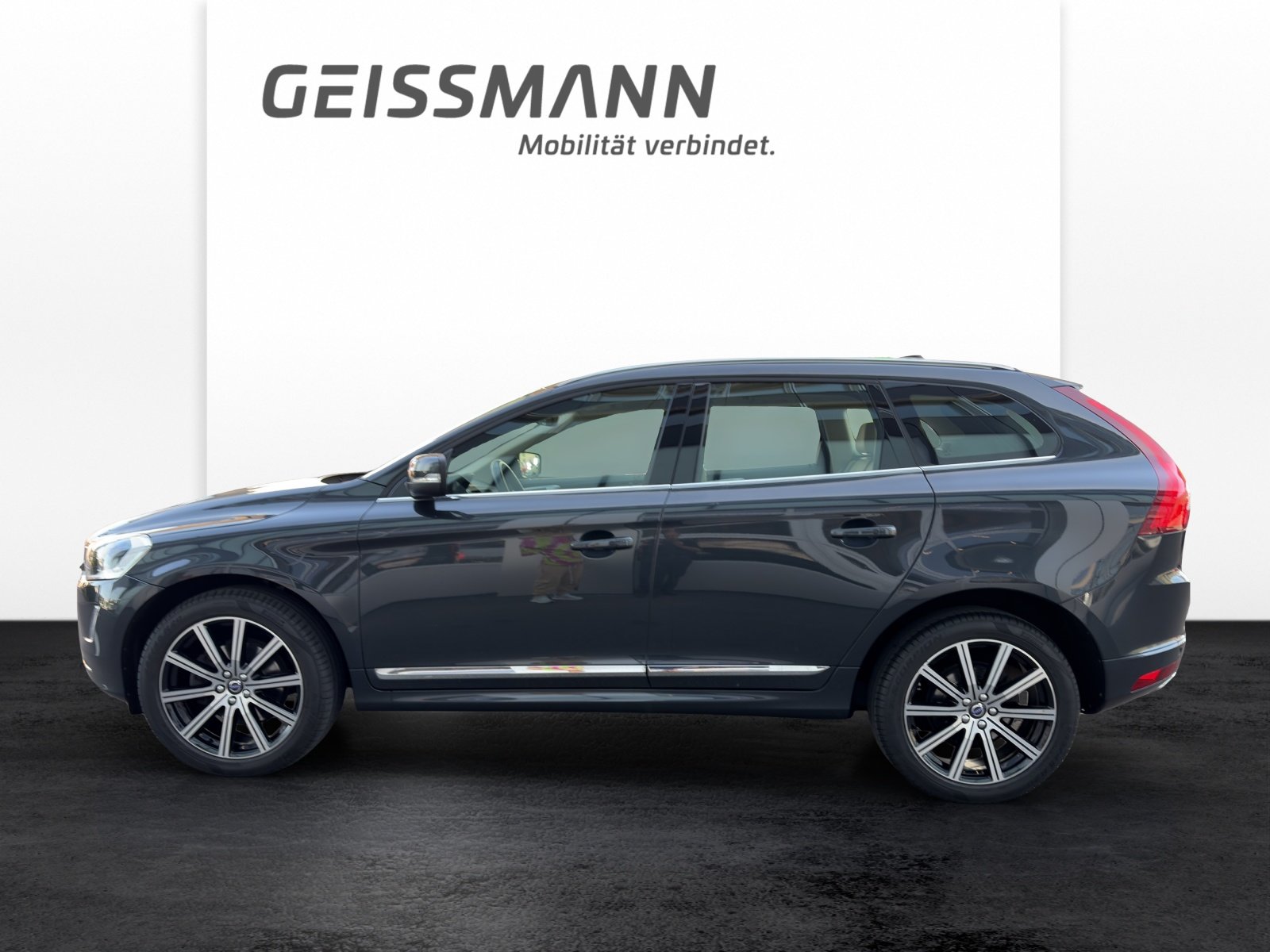 VOLVO XC60 2.0 T6 Summum AWD S/S, Benzin, Occasion / Gebraucht, Automatik - 3