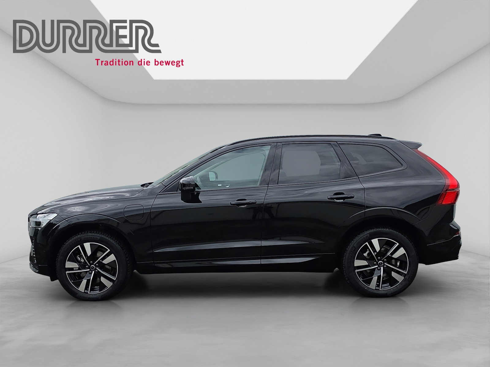 VOLVO XC60 2.0 T6 TE Plus Dark eAWD, Plug-in-Hybrid Benzin/Elektro, Occasion / Gebraucht, Automatik - 2