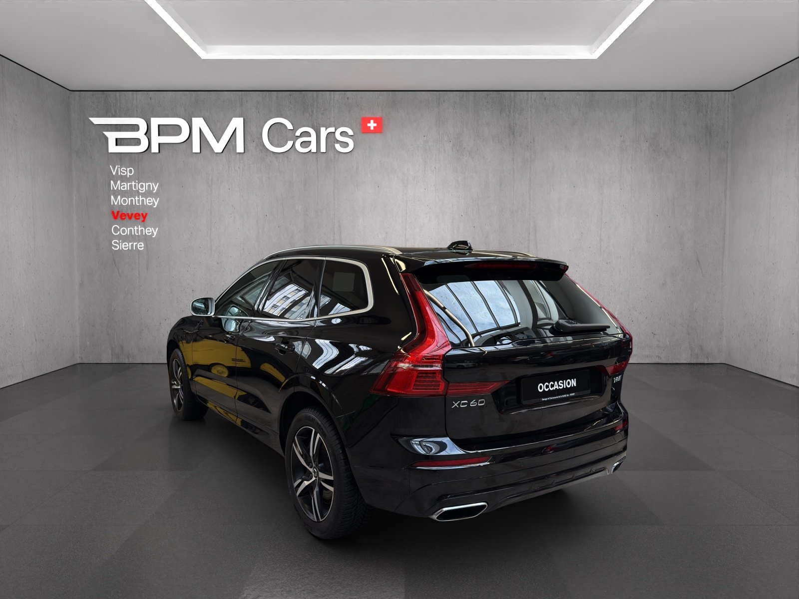 VOLVO XC60 T8 eAWD R-Design Geartronic, Plug-in-Hybrid Benzin/Elektro, Occasion / Gebraucht, Automatik - 3