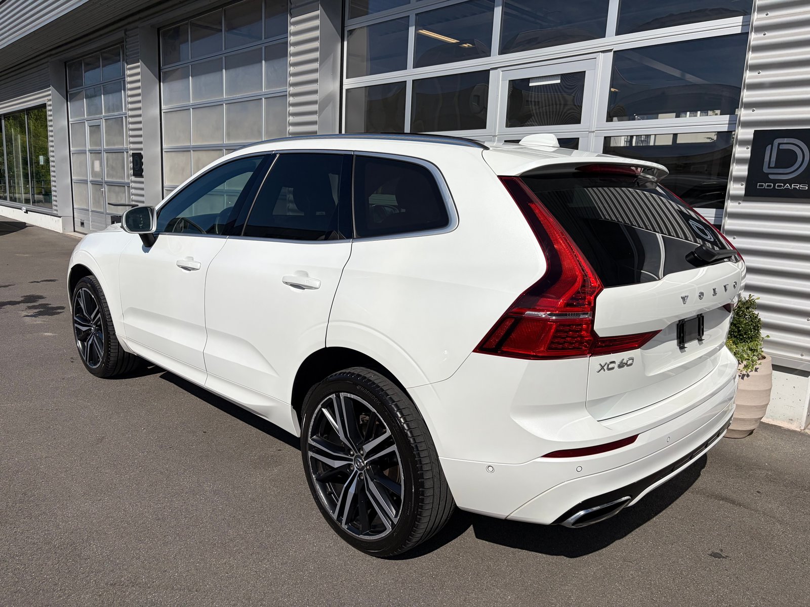 VOLVO XC60 T6 AWD R-Design Geartronic, Essence, Occasion / Utilisé, Automatique - 3
