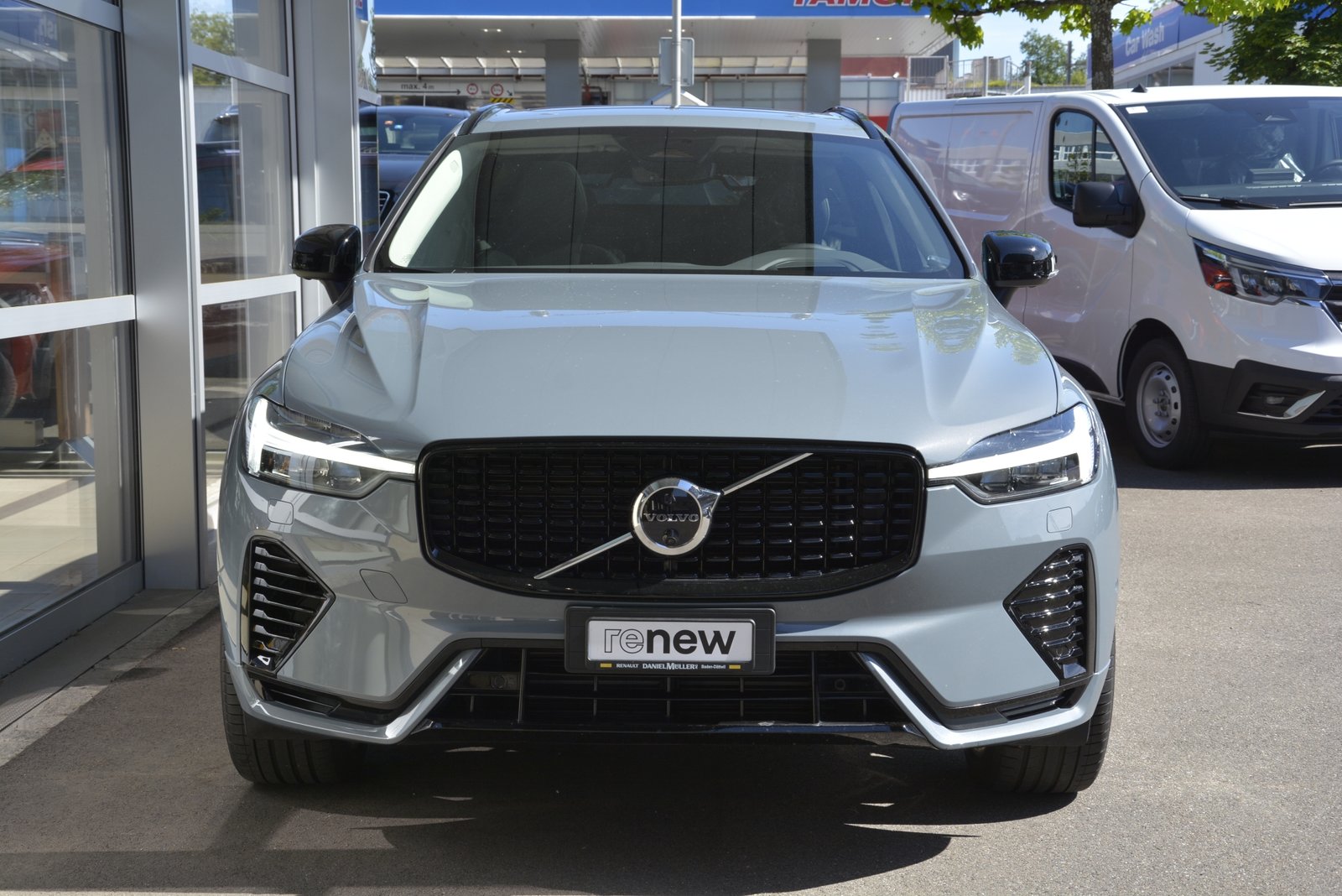 VOLVO XC60 2.0 T8 TE XCENTRIC eAWD *Anhängerkupplung*, Hybride Rechargeable Essence/Électricité, Occasion / Utilisé, Automatique - 2