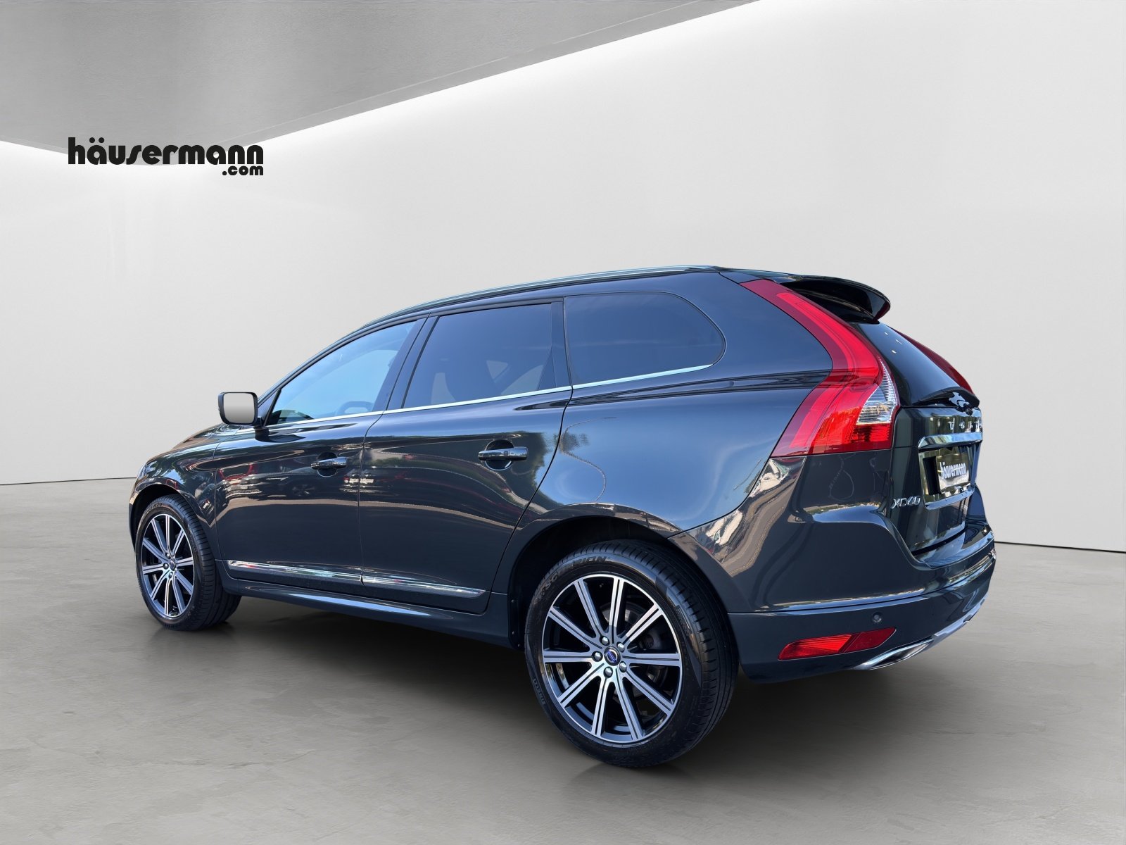 VOLVO XC60 2.4 D5 Summum AWD S/S, Diesel, Occasion / Utilisé, Automatique - 3