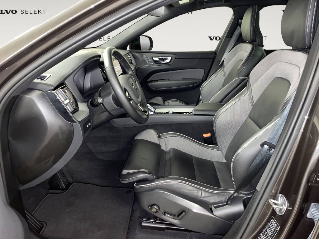 VOLVO XC60 2.0 T6 TE Ultra Dark eAWD, Plug-in-Hybrid Petrol/Electric, Second hand / Used, Automatic - 6