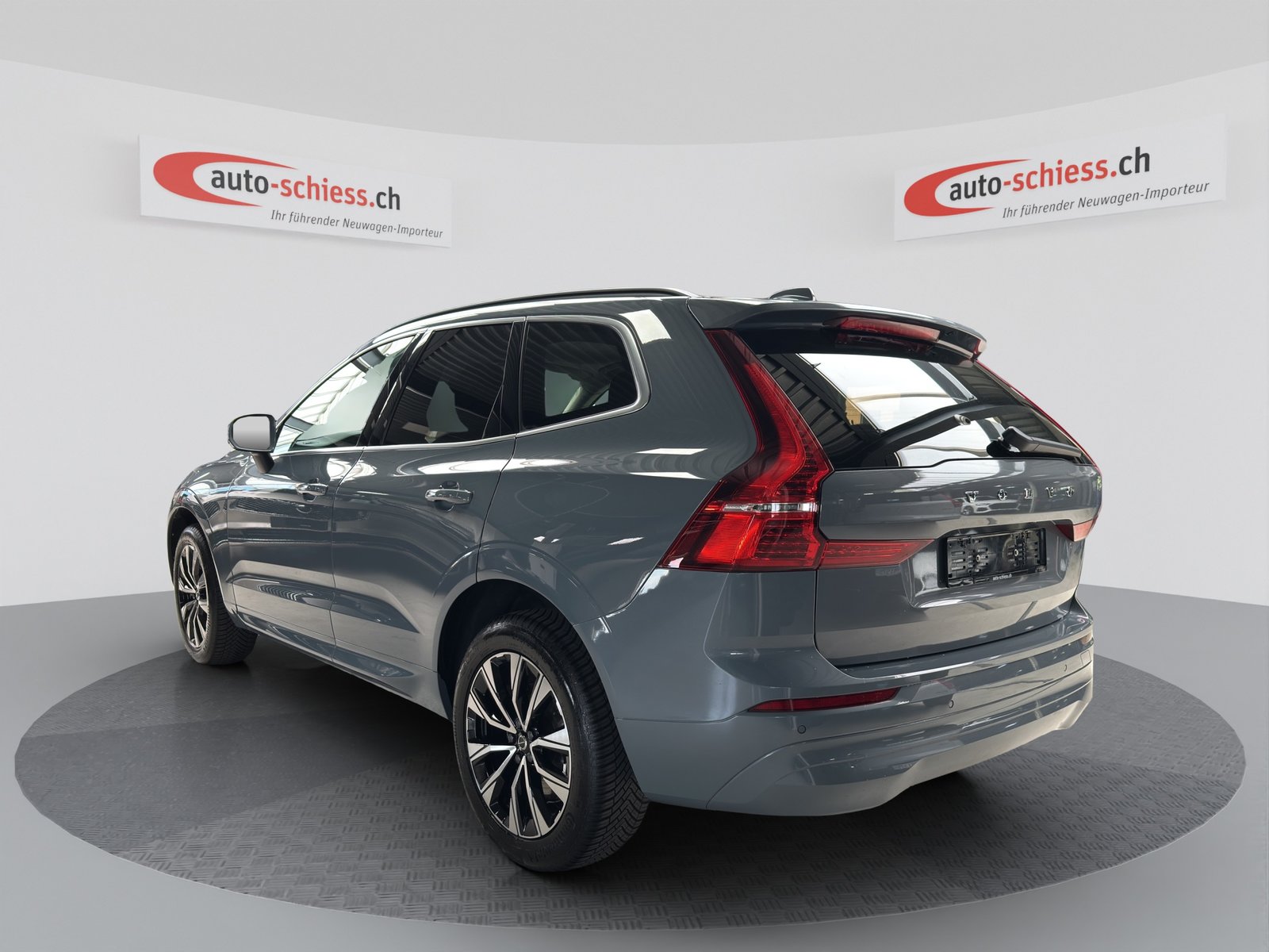 VOLVO XC60 B4 Diesel 2WD Mild Hybrid Core Geartronic, Mild-Hybrid Diesel/Elektro, Occasion / Gebraucht, Automatik - 3