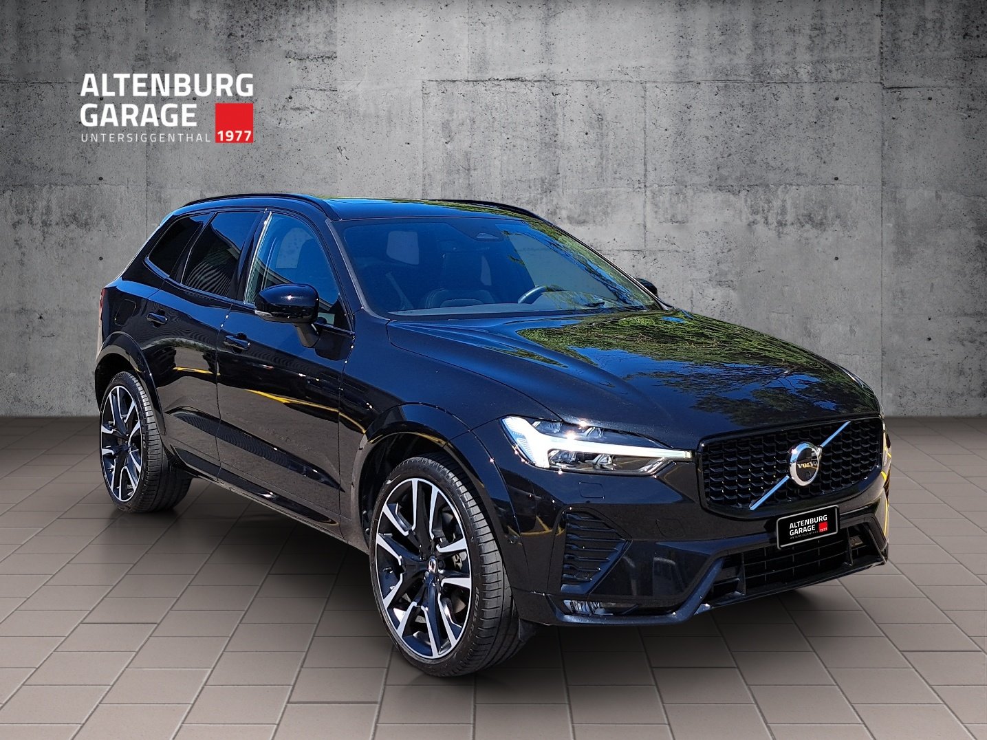 VOLVO XC60 2.0 B6 MH Ultimate Dark A, Mild-Hybrid Benzin/Elektro, Occasion / Gebraucht, Automatik - 7