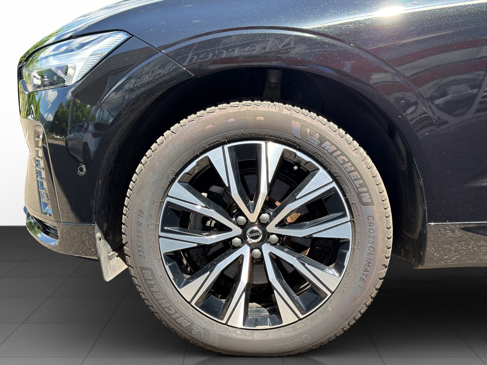 VOLVO XC60 B5 B AWD Plus Dark, Hybride Léger Essence/Électricité, Occasion / Utilisé, Automatique - 6