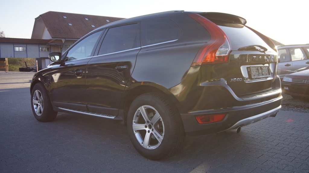 VOLVO XC60 2.4 D5 Summum AWD, Diesel, Occasion / Utilisé, Automatique - 3