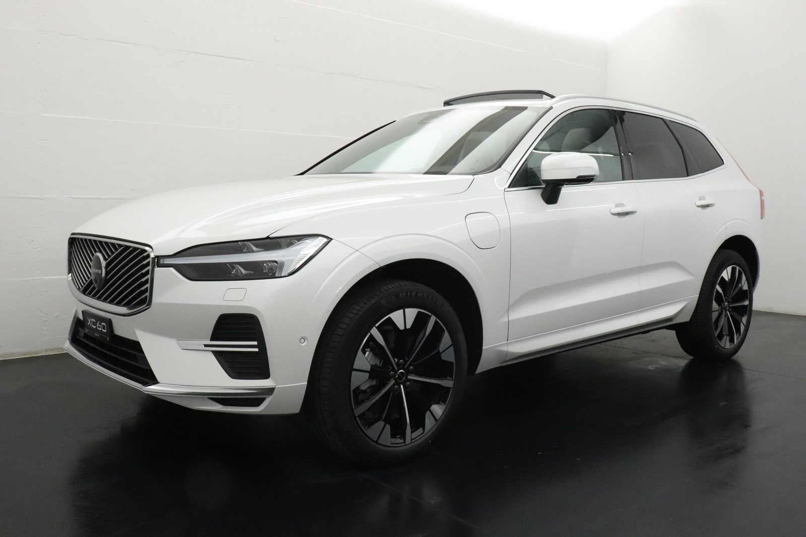 VOLVO XC60 2.0 T6 TE Ultra Bright eAWD, Plug-in-Hybrid Benzina/Elettrica, Occasioni / Usate, Automatico - 2