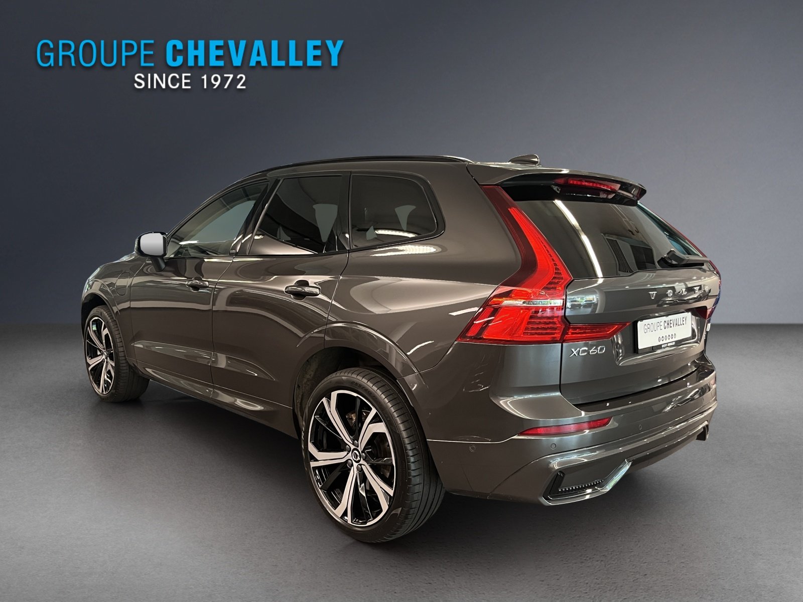 VOLVO XC60 T6 eAWD Ultim Dark, Plug-in-Hybrid Petrol/Electric, Second hand / Used, Automatic - 4