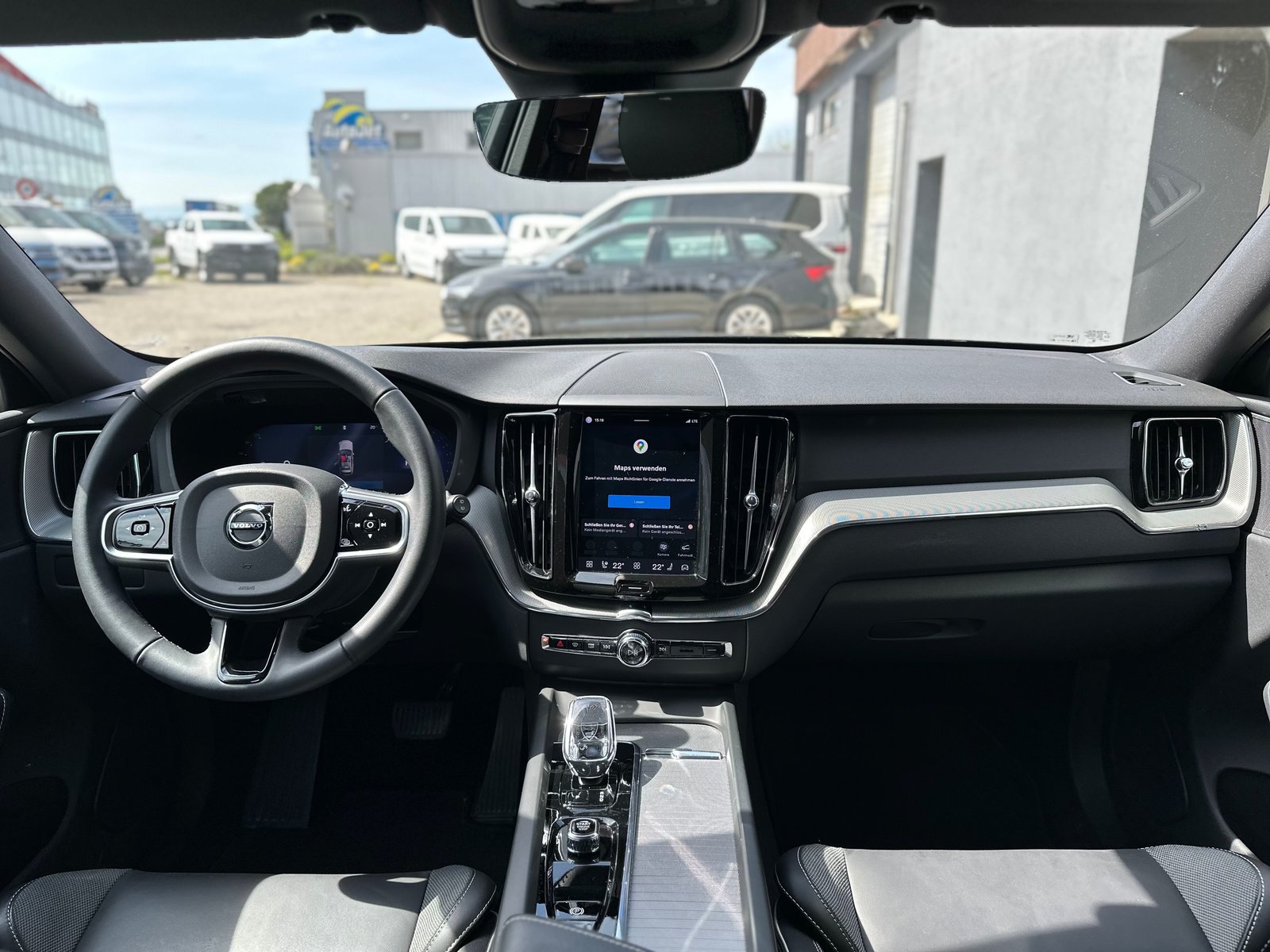 VOLVO XC60 B5 Benzin Mild Hybrid AWD Plus Dark Geartronic, Hybride Léger Essence/Électricité, Occasion / Utilisé, Automatique - 7