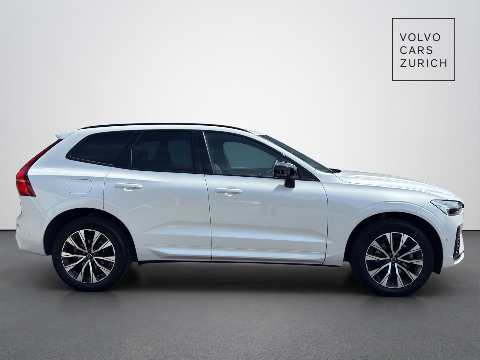 VOLVO XC60 2.0 B5 MH Plus Dark AWD, Hybride Leggero Benzina/Elettrica, Occasioni / Usate, Automatico - 4