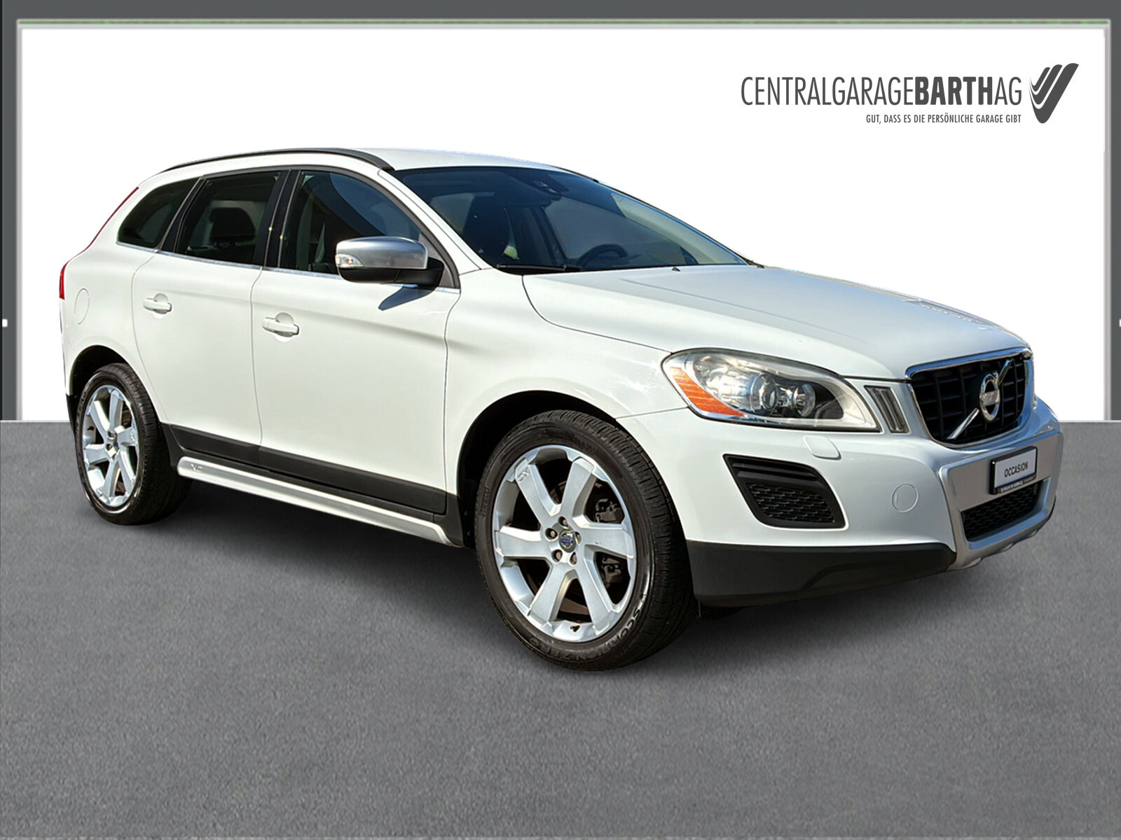 VOLVO XC60 2.4 D4 Momentum AWD, Diesel, Occasion / Gebraucht, Automatik - 3