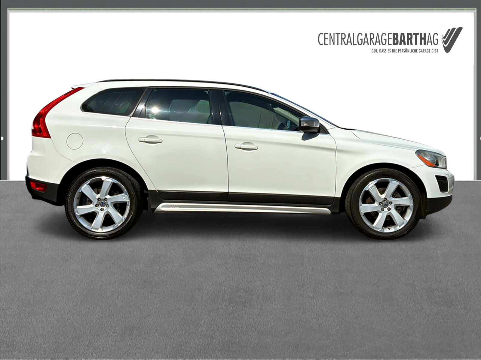 VOLVO XC60 2.4 D4 Momentum AWD, Diesel, Occasion / Gebraucht, Automatik - 5