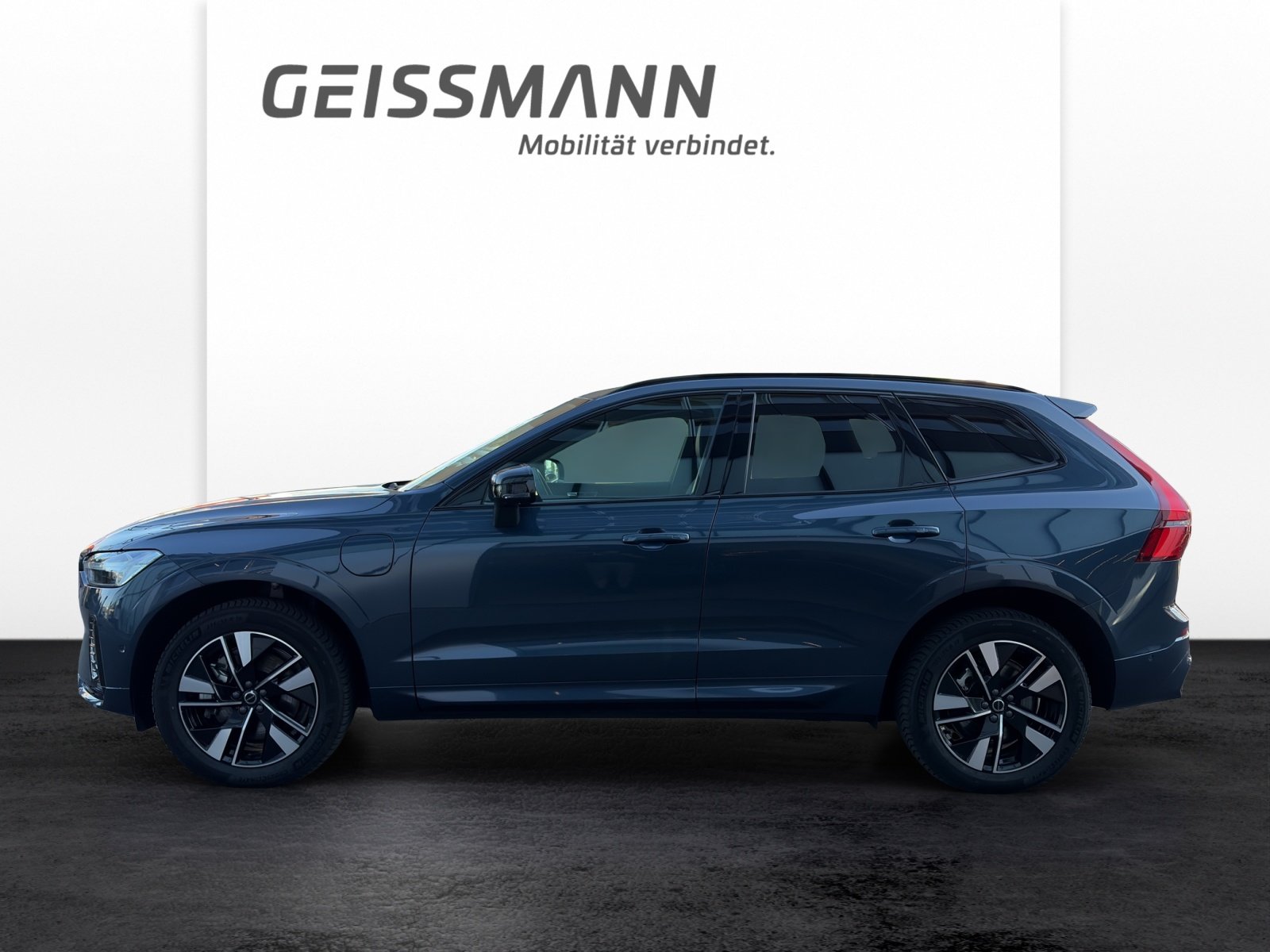 VOLVO XC60 2.0 T6 TE Plus Dark eAWD, Plug-in-Hybrid Benzin/Elektro, Occasion / Gebraucht, Automatik - 3