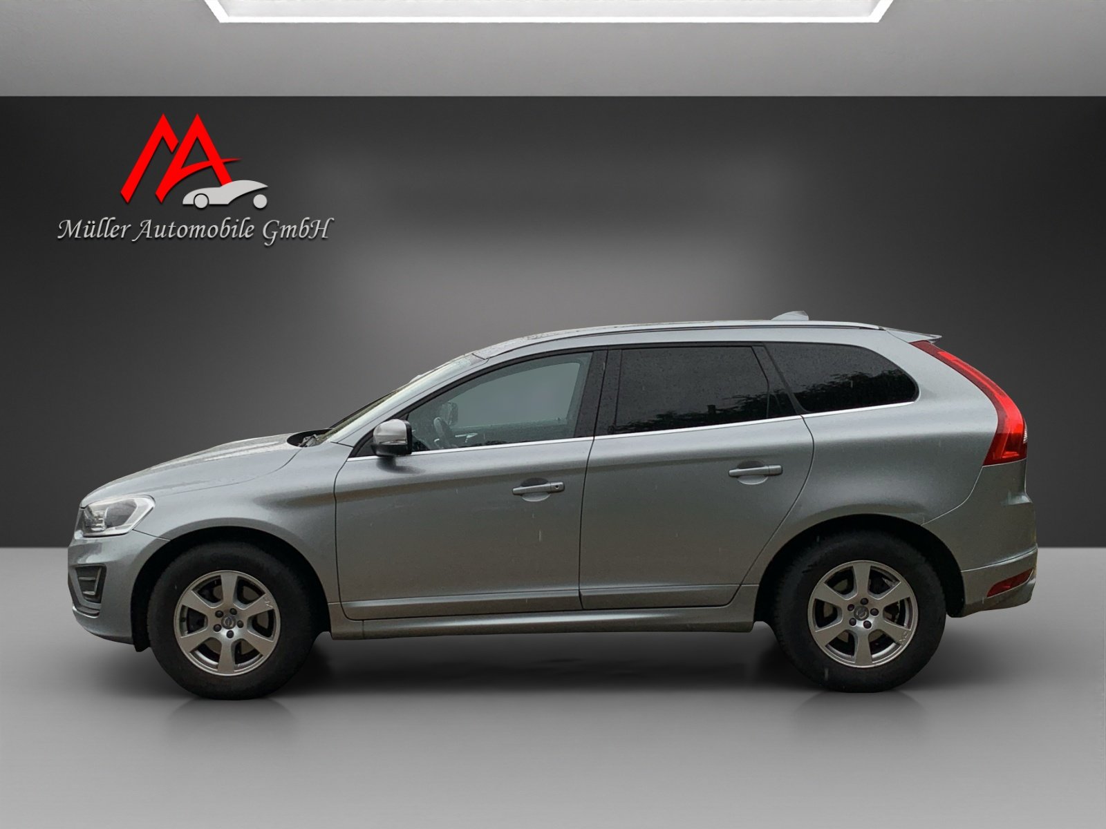 VOLVO XC60 D4 AWD Summum R-Design Geartronic, Diesel, Occasion / Gebraucht, Automatik - 4