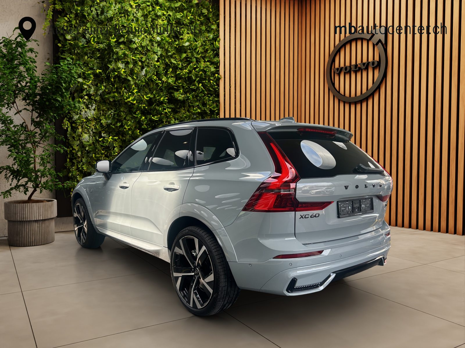 VOLVO XC60 2.0 T6 TE Black Edition eAWD, Hybride Rechargeable Essence/Électricité, Occasion / Utilisé, Automatique - 3
