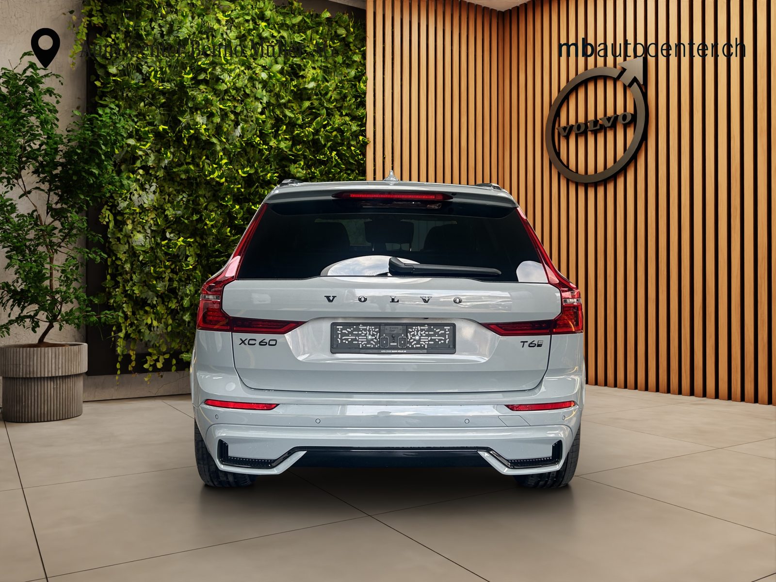 VOLVO XC60 2.0 T6 TE Black Edition eAWD, Hybride Rechargeable Essence/Électricité, Occasion / Utilisé, Automatique - 4