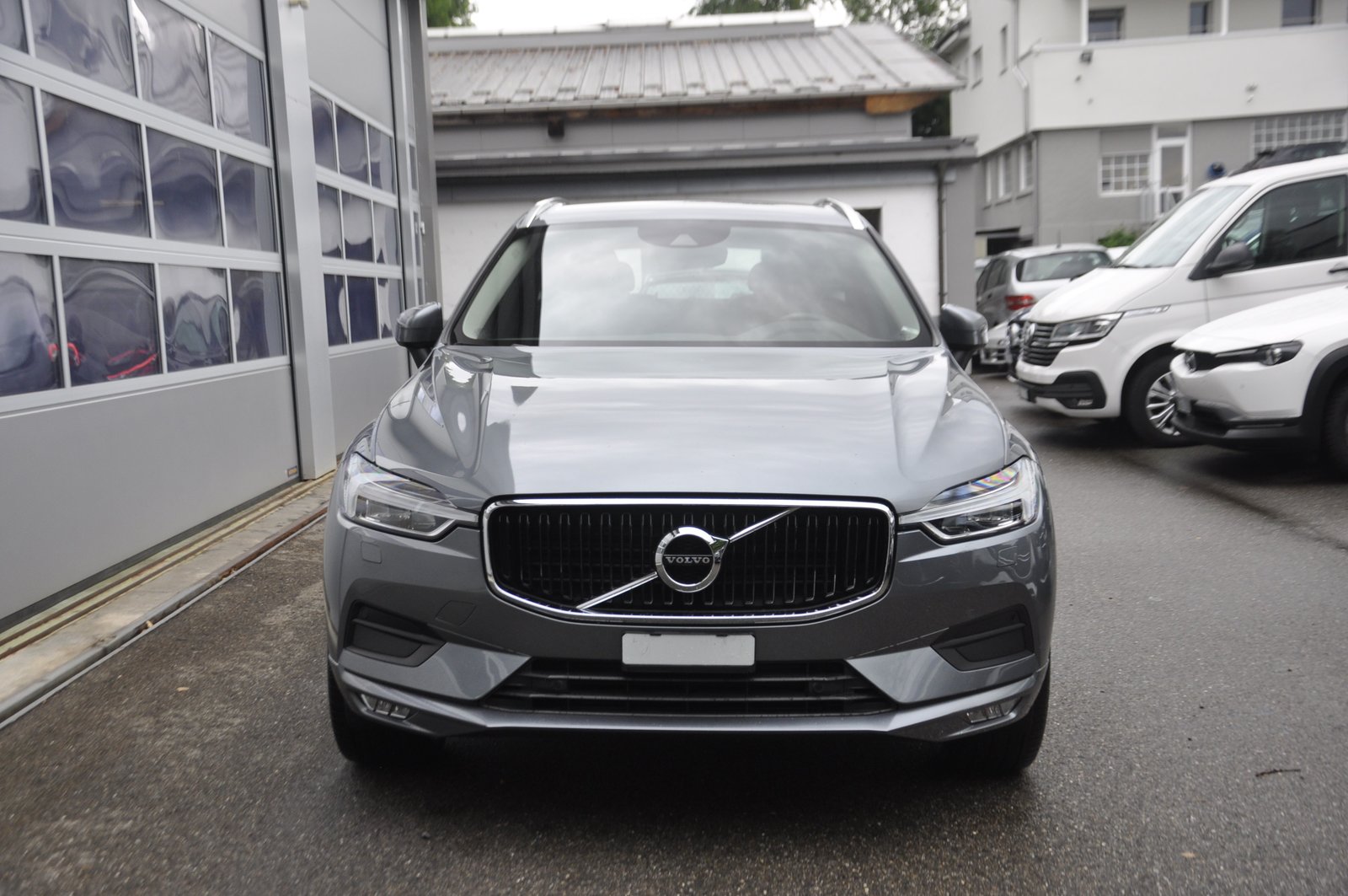 VOLVO XC60 D4 AWD Momentum Geartronic, Diesel, Second hand / Used, Automatic - 2