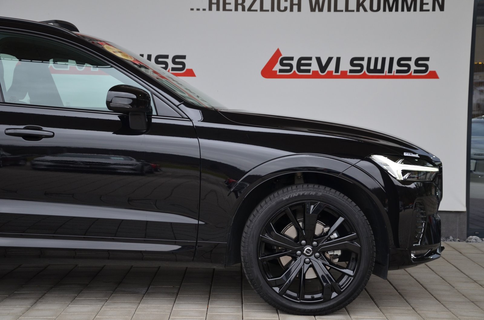 VOLVO XC60 B5 Benzin Mild Hybrid AWD Ultra Dark Geartronic*A, Mild-Hybrid Benzin/Elektro, Occasion / Gebraucht, Automatik - 3